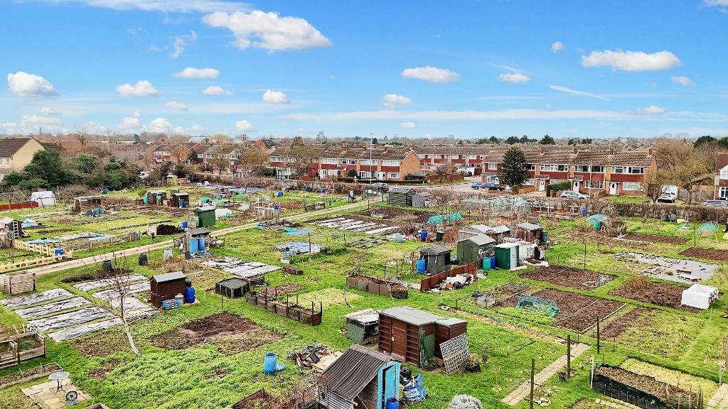 Images for Coles Close, Bedford