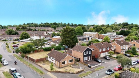 View Full Details for Linnet Way, Bedford